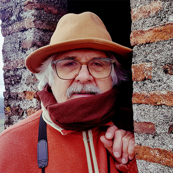 Manuel Peixoto,
Fundador, Psicólogo, Terapeuta Familiar e de Casal e Psicodramatista  no CPMP em Lisboa.